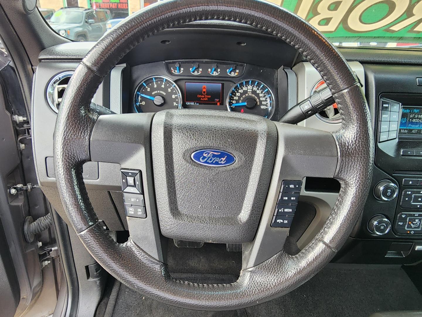 2014 GRAY Ford F-150 XLT SuperCrew (1FTEW1CM4EF) with an 3.7L V6 DOHC 24V engine, 6-Speed Automatic transmission, located at 2660 S.Garland Avenue, Garland, TX, 75041, (469) 298-3118, 32.885551, -96.655602 - Welcome to DallasAutos4Less, one of the Premier BUY HERE PAY HERE Dealers in the North Dallas Area. We specialize in financing to people with NO CREDIT or BAD CREDIT. We need proof of income, proof of residence, and a ID. Come buy your new car from us today!! This is a very well cared for 2014 FO - Photo#13